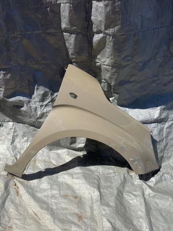 Voorkant spatbord rechts Suzuki Ignis, Verzenden, Gebruikt