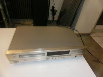 Denon - DCD-615 Cd-speler