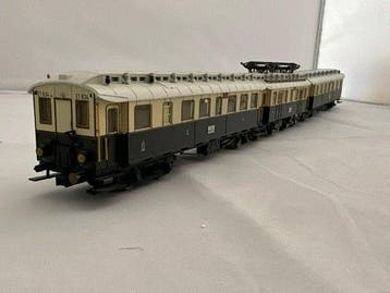 Märklin H0 - 37266 - Treinstel (1) - Treinstel ET 833/834, Nieuw