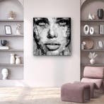 PLM-Art - Mystery Woman