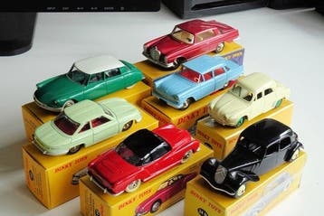 Dinky Toys 1:43 - Voiture miniature (8) - Opel Kapitan,