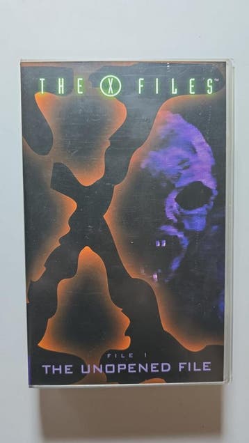 THE X FILES: FILE 1 THE UNOPENED FILE (VHS)