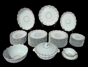 A. Giraud & Cie - Limoges - Service de table (54) - Marly -