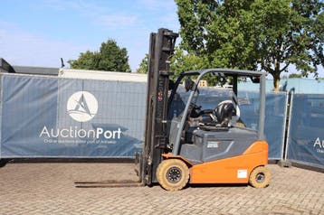 Veiling: Heftruck Toyota 8FBMT25 Elektrisch 2500kg 6.0m 2019, Ophalen