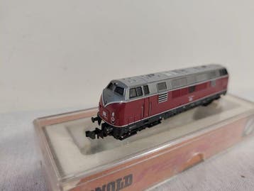 Arnold Rapido N - 2022 - Locomotive diesel (1) - BR 221,, Hobby en Vrije tijd, Nieuw