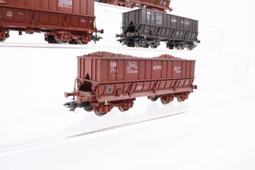 B-Models H0 - Modeltrein goederenwagon (5) - Vijf ertswagens