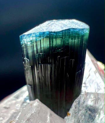 Tourmaline) Kristalcluster - Hoogte: 32 mm - Breedte: 32 mm-