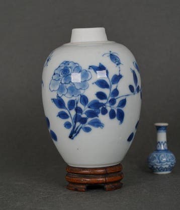 Kangxi (1662-1722) - Pot - Pioenrozen en perziken in