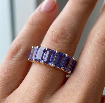 Ring - 14 karaat Geel goud - 11.54ct. tw. Tanzaniet, Nieuw