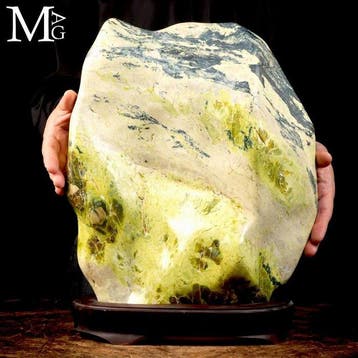 Majestueus gepolijst serpentinblok - Sculptuur in vrije vorm