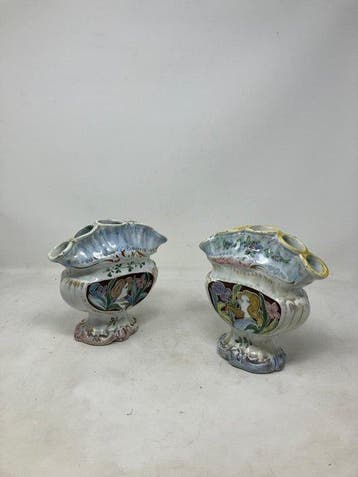 Manifattura Italiana - Vaas (2) - Majolica - GEEN RESERVE