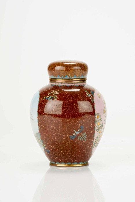 Theekistje / doosje - Een cloisonné theekistje versierd met, Antiquités & Art, Antiquités | Autres Antiquités