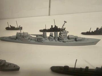 1 Schlachtschiff Schwerer Kreutzer (14 cm) und diverse