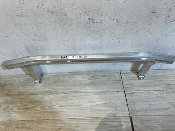 Audi e-tron 4ke Onderste balk, Verzenden