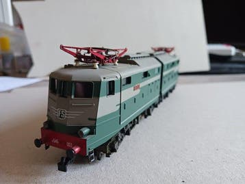 Rivarossi H0e - Locomotive électrique (1) - E646 en livrée, Hobby en Vrije tijd, Nieuw
