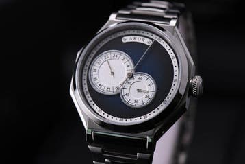 AKOR Le Locle - Smoked blue Technica24 - Automatic Regulator, Nieuw