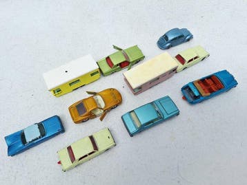Matchbox 1:76 - Modelauto (10) - Meerdere - Peronenwagens en, Nieuw