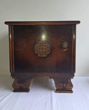 Bijzettafel - Walnoot, Antiek en Kunst
