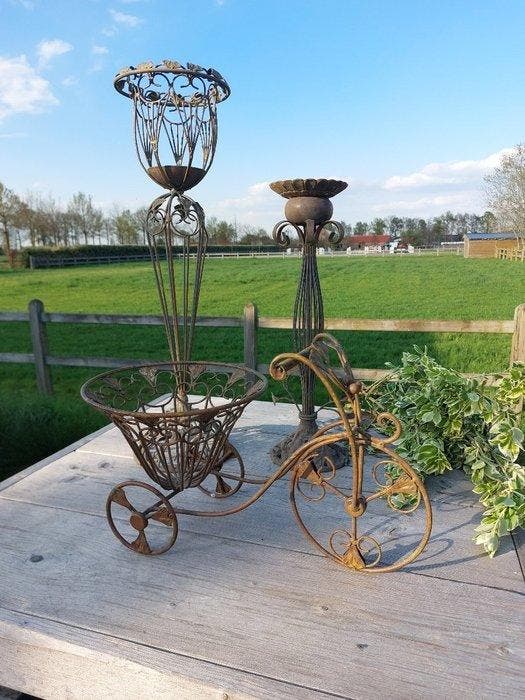 Ornement décoratif (3) - Europe - décoration en fer, Antiek en Kunst, Curiosa en Brocante