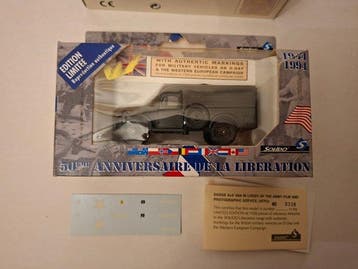 Solido - Model militair voertuig (5) - Jeep (2x) + Dodge 4X4