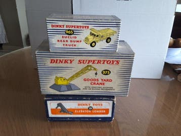 Dinky Toys 1:43 - Modelauto (3) - Euclid rear dump truck