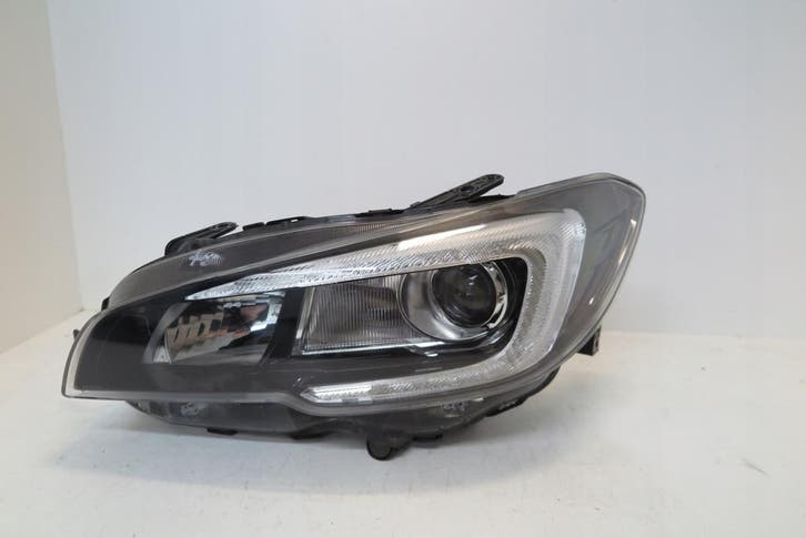 subaru levorg linker voorlicht, Autos : Pièces & Accessoires, Éclairage, Envoi
