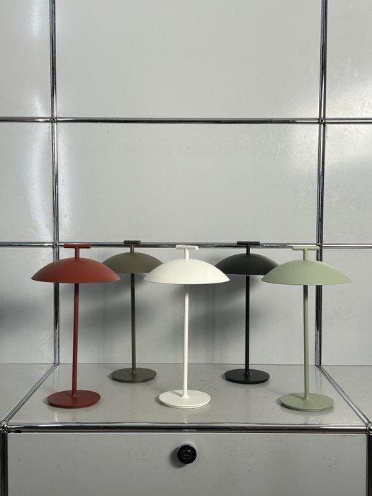 Kartell - Ferruccio Laviani - Tafellamp - Mini GEEN-A -, Antiquités & Art, Antiquités | Meubles | Chaises & Canapés