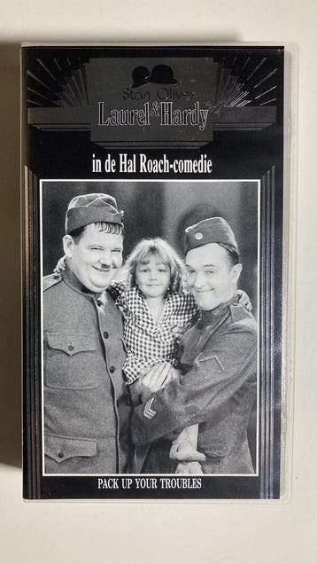 LAUREL & HARDY IN DE HAL ROACH-COMEDIES PACK UP YOUR, Gebruikt