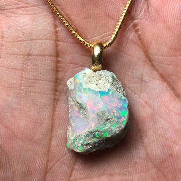 Metaal - Bel hanger - Sprankelend Opal rauw