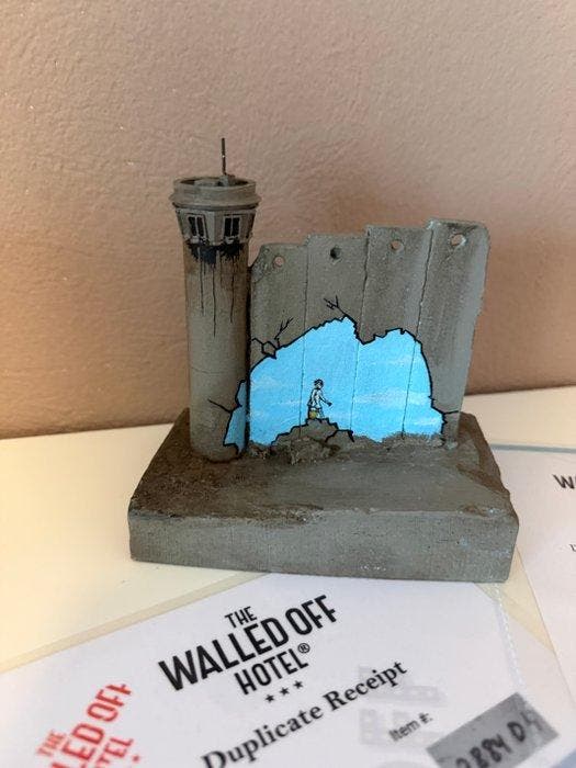 Banksy (1974) - Flower Thrower, Antiek en Kunst, Kunst | Designobjecten