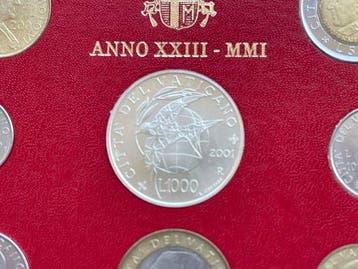 Vaticaan. Giovanni Paolo II. Serie Lire 2001, La Lira, Postzegels en Munten