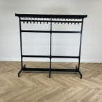 Tweedehand Aestic garderoberek vv 68 haken (hxbxd), Gebruikt, Bureau