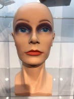 *TIP*  Dames hoofd, Ophalen of Verzenden