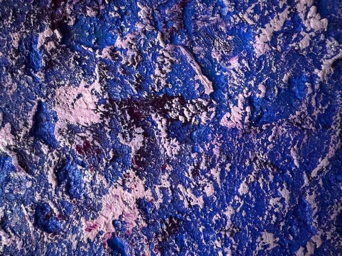 Oleksandra Hladka (hlole) - textured Ultramarine, Antiek en Kunst, Kunst | Designobjecten