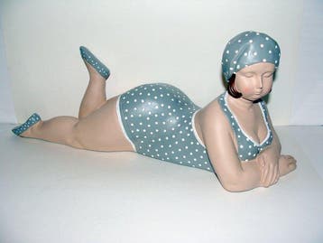 Beeld, Statue, Mollige Bade Dame Badenixe Statuette, eine