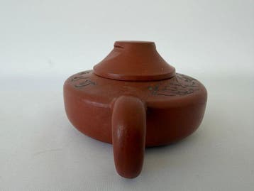 Théière artisanale Yixing en argile Zisha violette avec