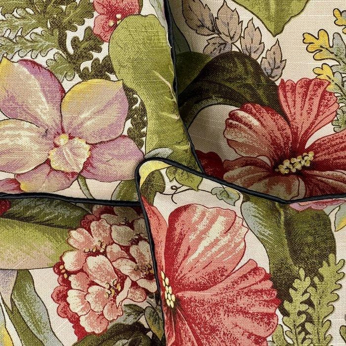 New set of four cushions made with Kravet fabric - Kussen, Antiek en Kunst, Curiosa en Brocante