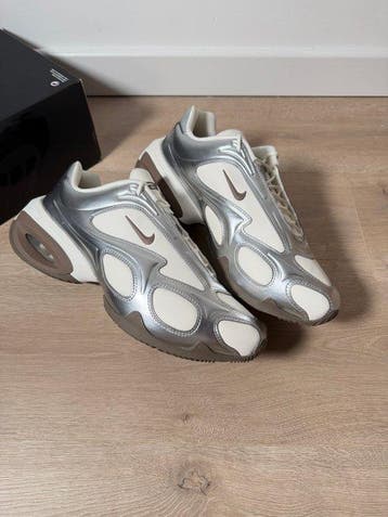 Nike - Air Max Muse - Sneakers - Maat: EU 44.5 - Nieuw met, Nieuw