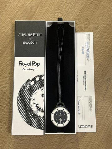 Swatch - Royal Pop - Zonder minimumprijs - Unisex - na 2025, Nieuw