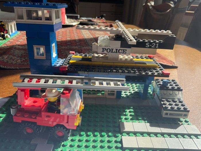 Lego Set - 354 - City - Police station 354, Kinderen en Baby's, Speelgoed | Duplo en Lego