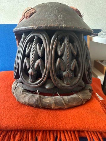 helm masker - Vintage Afrikaans houten en textiel helmmasker