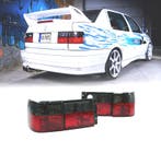 FEUX ARRIÈRE VOLKSWAGEN VW VENTO 92-98 ROUGE NOIR, Autos : Pièces & Accessoires, Verzenden