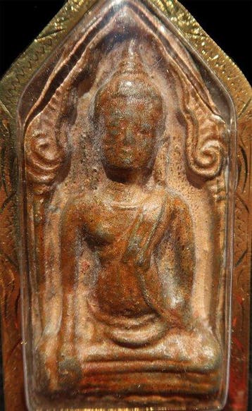 Amulet van de Overwinnende Boeddha – De Verslagen Schaduwen