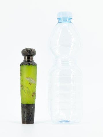 Emile Gallé - Vaas - Polychroom cameo-glas - Parfumfles