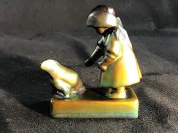 Zsolnay - Figurine - Eosin Glaze - Poterie