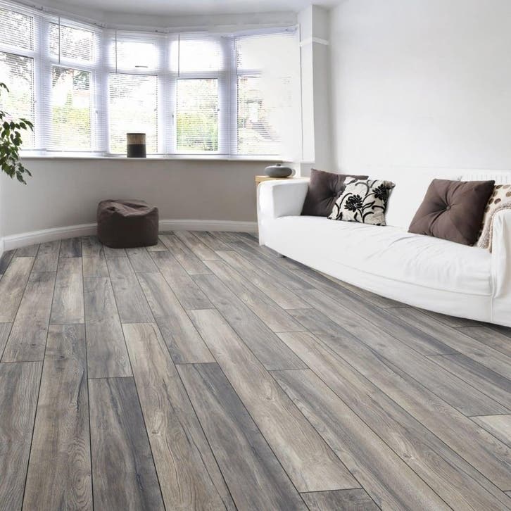 Diamant Eiken Grijs XL 8mm V4 Laminaat, Doe-het-zelf en Bouw, Vloerdelen en Plavuizen, Ophalen of Verzenden