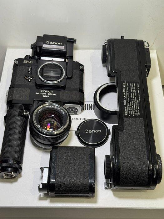Canon F-1 - Édition Spéciale : Édition Correspondant de, Audio, Tv en Foto, Fotocamera's Analoog