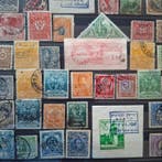 Monde - Une collection de timbres-poste du monde entier.