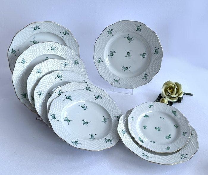 Herend - Eetservies (9) - Herend Green Monochrome Rosebud, Antiek en Kunst, Antiek | Meubels | Tafels