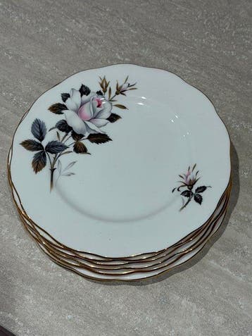Royal Albert - Schotel (6) - queens messenger -